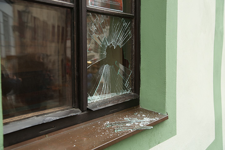 A2B Glass are able to board up broken windows while they are being repaired in Crayford.